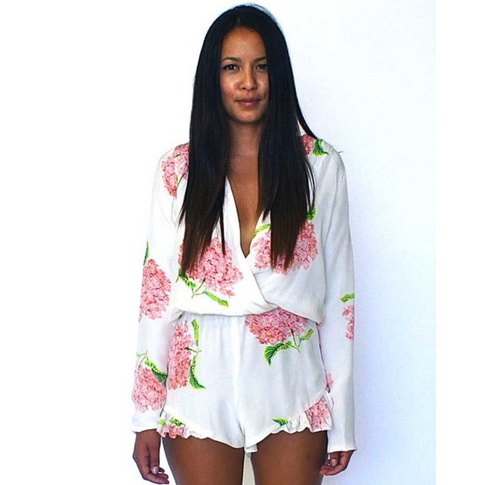 Stone Cold Fox Love jumper in white bloom size 1